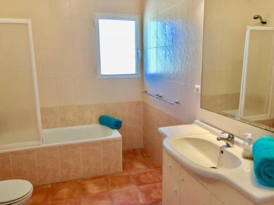 Villa Stunning Detached With Private Pool